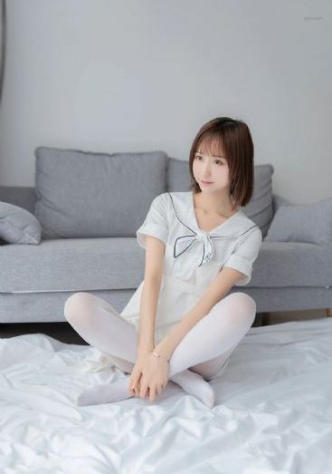 熟女的B都干肿了_HD高清完整版播放